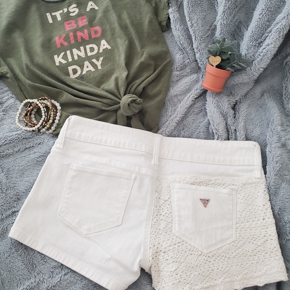 GUESS Los Angeles Short Shorts - Picture 2 of 5